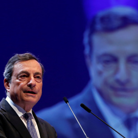 El presidente del BCE, Mario Draghi, duranet su discurso en el Brussels Economic Forum. REUTERS/Francois Lenoir