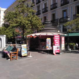 Quiosco de prensa en la plaza de Ópera. Foto MTZ