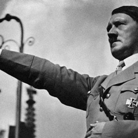 Desvelan las técnicas de dominación que Hitler utilizó para aglutinar el poder