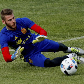 De Gea durante el entrenamiento de ayer con la selección española. /EFE