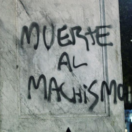 Una pintada con motivo de la manifestación contra la violencia machista. EFE/Raúl Martínez