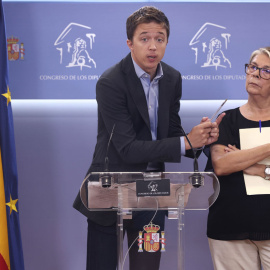 13/09/2022.- El portavoz y la diputada de Más País-Verdes Equo, Íñigo Errejón e Inés Sabanés, en una rueda de prensa en el Congreso. Eduardo Parra / Europa Press