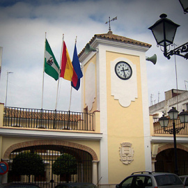 Ayuntamiento de Almodóvar del Río .