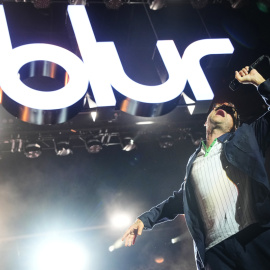 El cantante de la banda británica Blur, Damon Alban, durante la primera jornada de conciertos del Primavera Sound, en Barcelona.