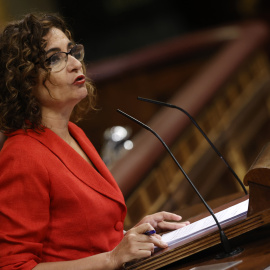 26/10/2022.- La ministra de Hacienda, María Jesús Montero, interviene este miércoles en el pleno del Congreso de los Diputados en el que se debatirá la primera jornada del debate de totalidad del proyecto de Presupuestos Generales del Estad