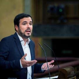 23/10/2018.- El coordinador general de IU, Alberto Garzón durante su intervención en el pleno del Congreso. EFE/Luca Piergiovanni
