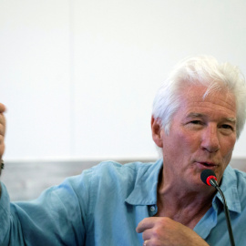 10/08/2019.- Fotografía facilitada por Open Arms del actor estadounidense Richard Gere durante la rueda de prensa ofrecida en Lampedusa. / EFE