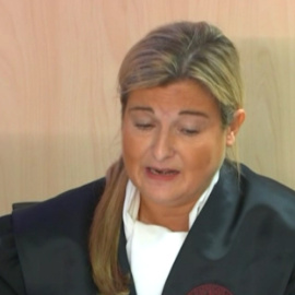 Virginia López Negrete, abogada del sindicato Manos Limpias, lee su informe final ante el tribunal que juzga el caso Nóos.