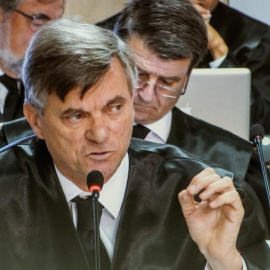 Imagen tomada del la pantalla de la sala de prensa de la intervención del abogado de Jaume Matas , José Zaforteza, presentando su informe ante el tribunal que juzga el caso Nóos. EFE/CATI CLADERA