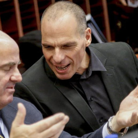 De Guindos y Varufakis EFE