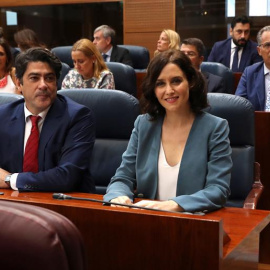 David Pérez e Isabel Díaz Ayuso, hace unos días en la Asamblea de Madrid. EFE/ JJ Guillén