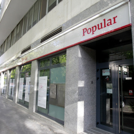 Oficina del Banco Popular en la zona de Cuzco, en Madrid. EFE/César Cabrera