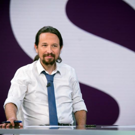 20/08/2019.- El líder de Unidas Podemos, Pablo Iglesias, momentos antes de la entrevista esta noche en Antena 3 Noticias en la que explicará en qué consiste la propuesta enviada al PSOE para negociar un Gobierno de coalición. EFE/Luca Pierg