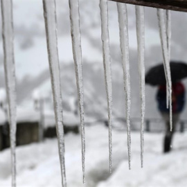 Las intensas nevadas mantienen este lunes en alerta a 32 provincias. / Europa Press