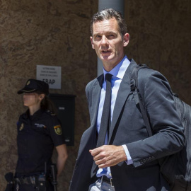 Iñaki Urdangarín a su salida de la Escuela Balear de la Administración Pública (EBAP) de Palma tras la sexagésima sesión del juicio del caso Nóos. El abogado defensor Mario Pascual Vives ha negado hoy ante el tribunal que juzga el caso Nóos