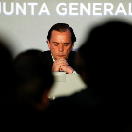 El hasta ahora consejero delegado de NH Hotel Group, Federico Gonzalez Tejera, durante la junta de accionistas de la compañía. REUTERS/Paul Hanna