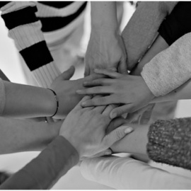 Taller de Autodefensa feminista para madres e hijas, a cargo de Asunción Paños