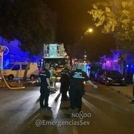 Lugar del incendio declarado en Sevilla capital, en la calle San Juan de la Salle, y que ha provocado dos muertes - EMERGENCIAS SEVILLA