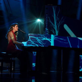 Fotografía facilitada por RTVE de la cantante Amaia Romero durante su actuación. | EFE