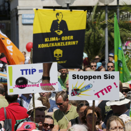 Manifestación en contra del TTIP en Munich. - REUTERS