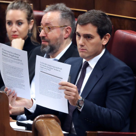 El líder de Ciudadanos, Albert Rivera, durante su intervención en la sesión de control al Gobierno en el Congreso de los Diputados. EFE/Ballesteros