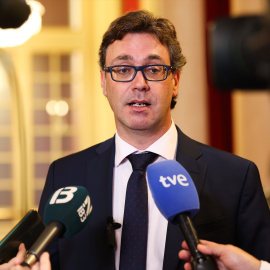 El vicepresidente y conseller de Economía, Hacienda e Innovación del Govern balear, Antoni Costa, en el Parlament balear, a 14 de noviembre de 2023.