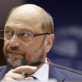 El presidente del Parlamento Europeo, Martin Schulz, durante un pleno sobre la crisis de los refugiados en el Parlamento Europeo en Bruselas, Bélgica hoy 16 de septiembre de 2015. El Parlamento Europeo votará el próximo jueves su apoyo al i