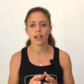 26/08/2019 - La atleta Paloma Sala en un vídeo de su canal de Youtube "RUTINA de HIIT" / YOUTUBE