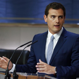 Rivera utiliza el Bréxit para alertar contra Podemos y el PP. /EFE