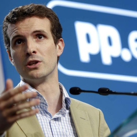 Pablo Casado, en la rueda de prensa que se celebró ayer lunes tras el Comité de Dirección del PP. EFE