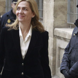 La infanta Cristina se dirige a los juzgados de Palma para declarar, el pasado febrero.