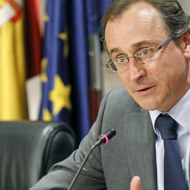 Rueda de prensa de Alfonso Alonso./ EFE