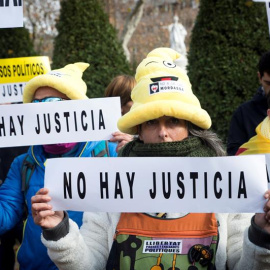 Concentración convocada hoy ante la sede del Tribunal Supremo en Madrid por la organización soberanista Clam per la llibertat (Grito por la libertad) y apoyada por ERC, PDeCAT, CUP, la Crida Nacional y otras asociaciones, bajo el lema "No h