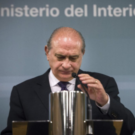 La inteligencia española, la Policía y la Guardia Civil, cuerpos dependientes del Ministerio del Interior, han sido clientes de la empresa de ciberespionaje 'Hacking Team'. REUTERS