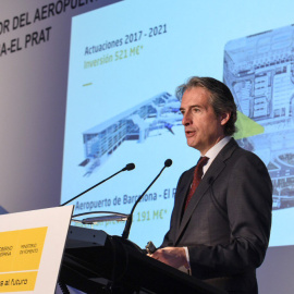 El ministre de Foment, Íñigo de la Serna, durant la presentació del Pla Director 2017-2026 de l'Aeroport de Barcelona. Ministeri de Foment