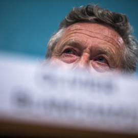 El economista jefe del FMI, Olivier Blanchard durante la rueda de prensa celebrada en Washington. / JIM SCALZO (EFE)