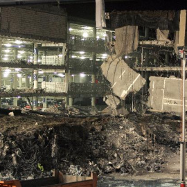 Vista del módulo D del aparcamiento de la Terminal T-4 del Aeropuerto madrileño de Barajas tras el atentado de ETA.