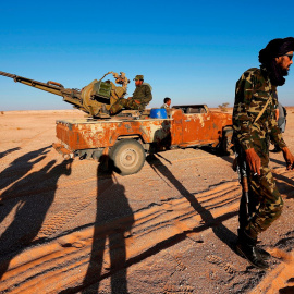15/10/2021.- Imagen de archivo de las fuerzas saharauis en la zona de Mahbes. EFE/Manuel Lorenzo
