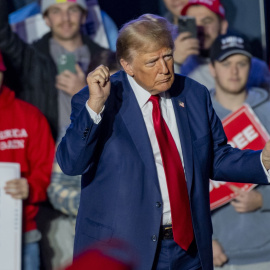 El expresidente de EEUU Donald Trump durante un acto de campaña en New Hampshire, a 16 de diciembre de 2023.