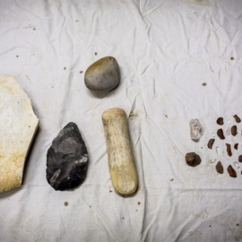 Herramientas de piedra. Europa Press Archivo