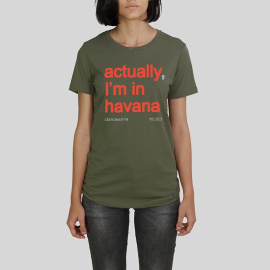 Camiseta de Clandestina, que acusa a Zara de plagio.