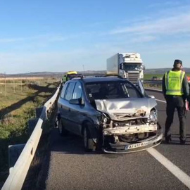 Agentes de la Guardia Civil en el lugar en el que un guardia civil asesinó a un marroquí tras una discusión.