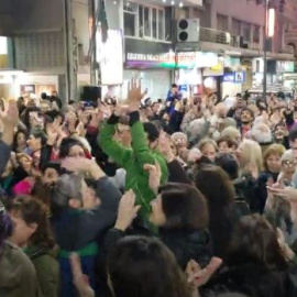 Un grupo de militantes antimacristas hace un 'flashmob' en Buenos Aires. / CAPTURA PÁGINA 12