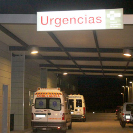 La entrada a urgencias del Hospital Universitario de Ceuta.- EFE / ARCHIVO