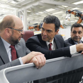 Pedro Sánchez la semana pasada junto al presidente del Parlamento Europeo, Martin Schulz. /EFE