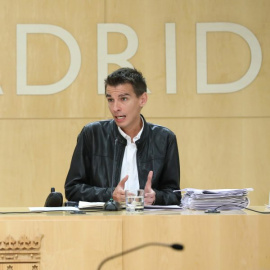 Pablo Soto, delegado de Participación Ciudadana, Transparencia y Gobierno Abierto, durante una rueda de prensa. Foto Ayuntamiento de Madrid