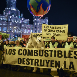 Imagen de una grupo de manifestantes contra la crisis climática en Madrid.