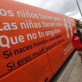 Imagen del autobús tránsfobo de Hazte Oír.