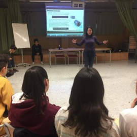 Desarrollan la aplicación MisOFF para denunciar la música machista. / Europa Press