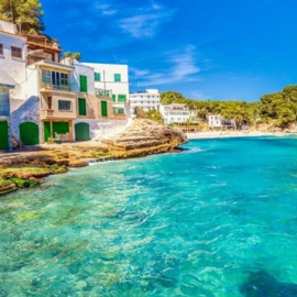 Casas a pie de playa. Pixabay